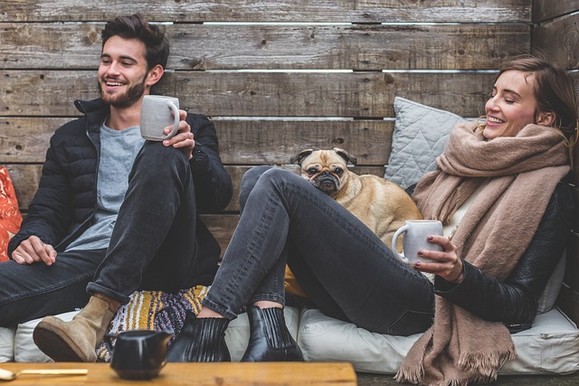 Combina tus pantalones cortos con Converse altas para hombre